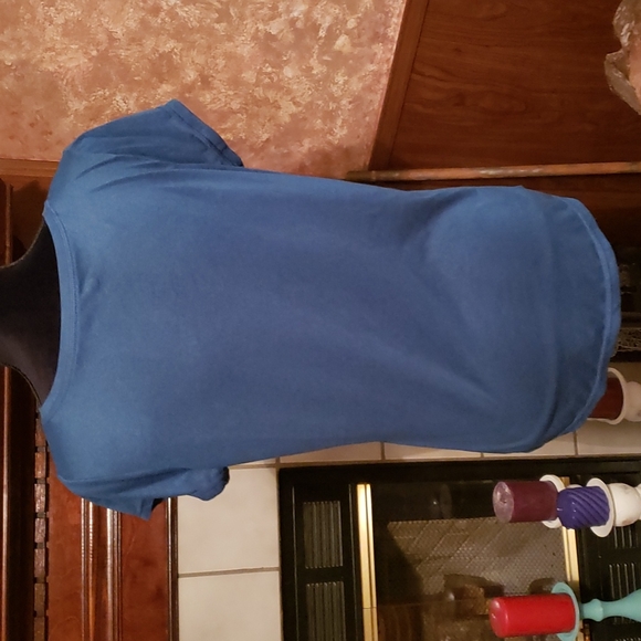 Women's Top Green Size Medium - Picture 3 of 5